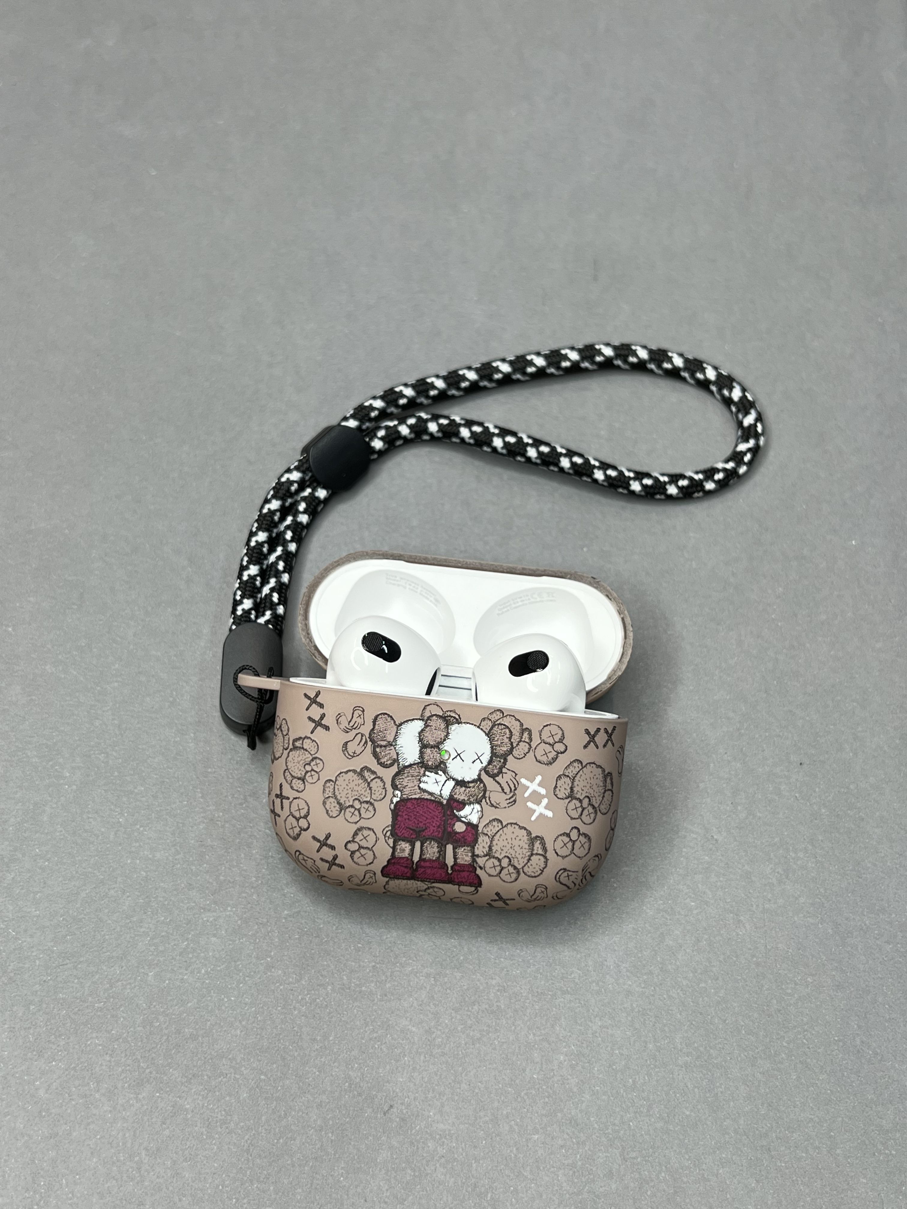 Накладка для AirPods 3 LUXO (в асс)