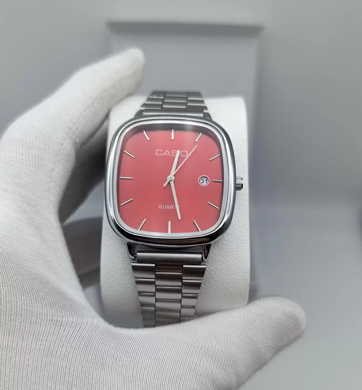Часы наручные 650